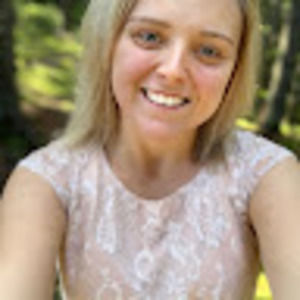 Meet your Posher, Candis